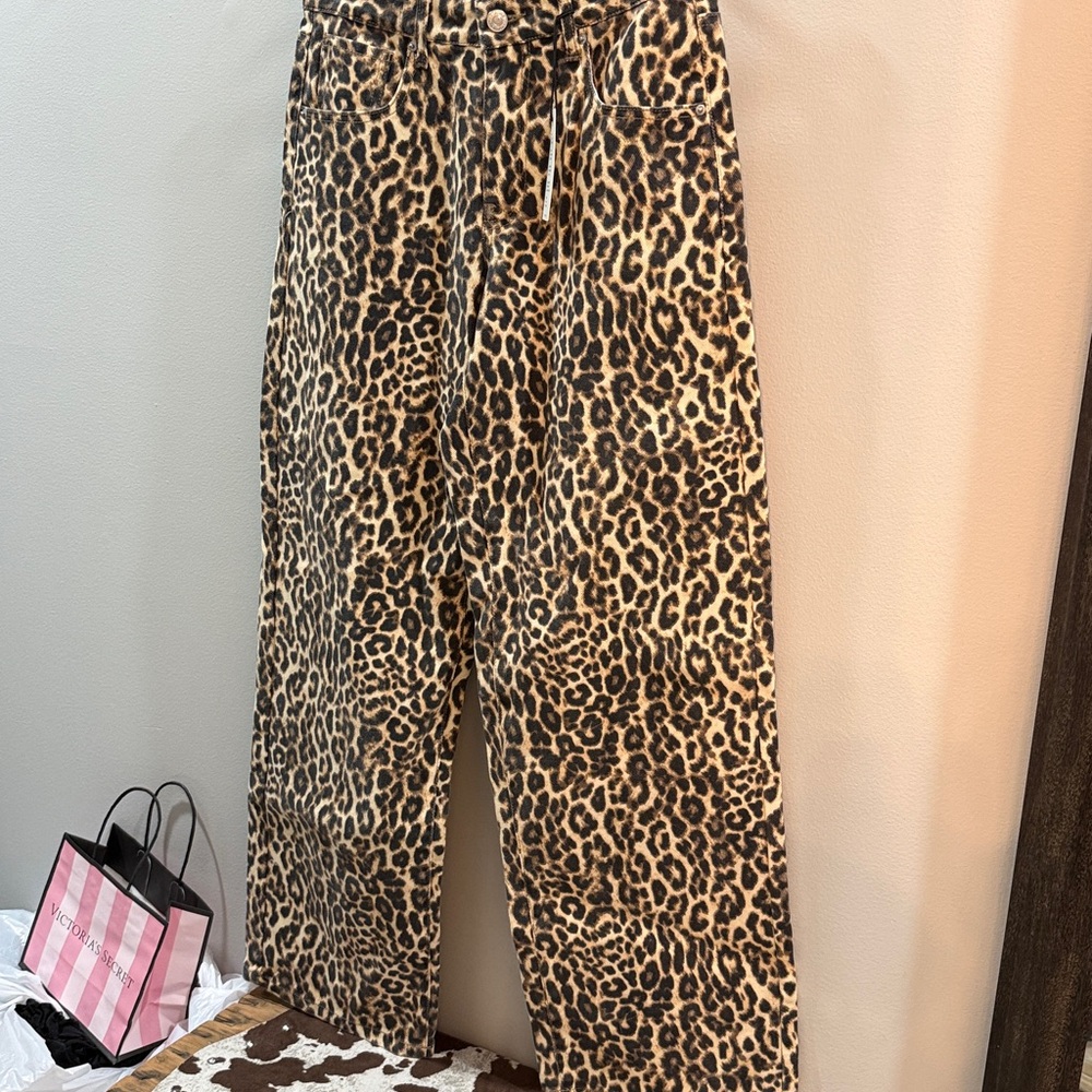 Cheetah Print Baggy Jeans